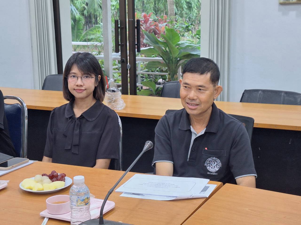title - ผู้ตรวจราชการ ส.ป.ก. ลงพื้นที่จังหวัดขอนแก่น ประชุมติดตามความก้าวหน้าผลการดำเนินงาน พร้อมตรวจเยี่ยมให้กำลังใจกลุ่มวิสาหกิจชุมชนสมุนไพรไผ่คำ 39 
